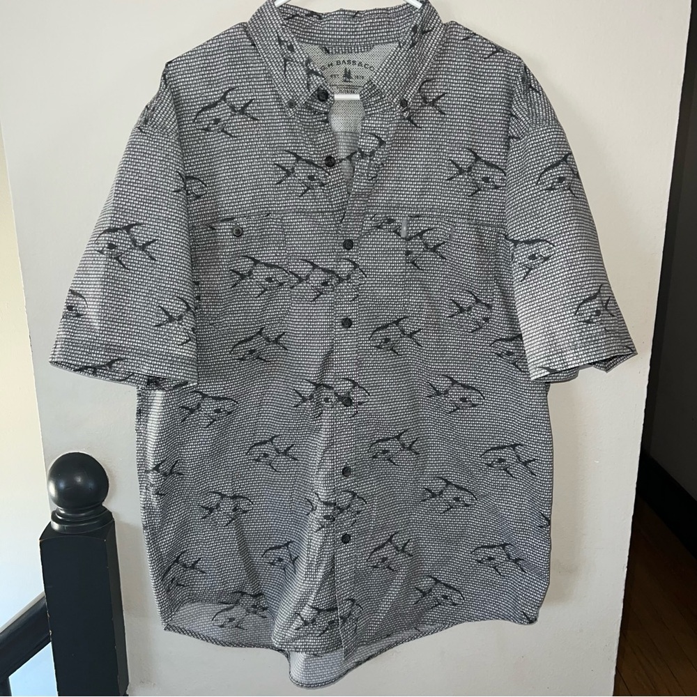 G.H. Bass Co. Fish Print Mens Short Sleeved Shirt Size XL
